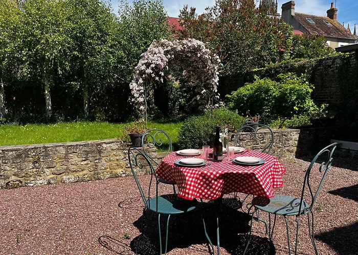 Maison Chaleureuse Avec Jardin - Pause Normande 度假居